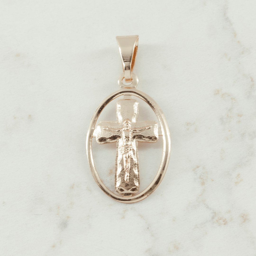 DIJE CRUZ CRISTO OVALO
